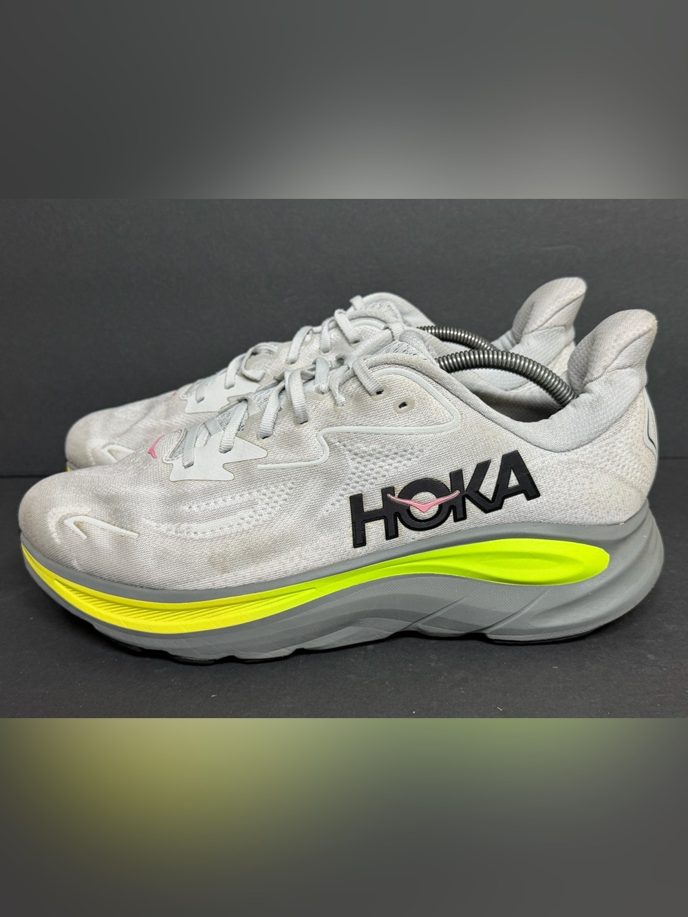 Mens Size 12D - Hoka One Clifton 10 Stardusr/Asteroid Shoes BARELY WORN